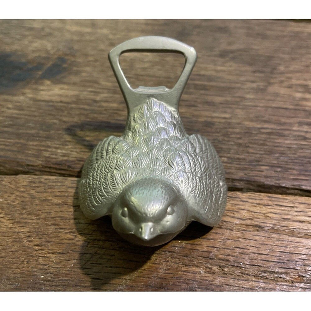 Vintage German bird Bottle Opener Sparrow Figural Cast Metal Opener Lid Remover - Picture 3 of 4